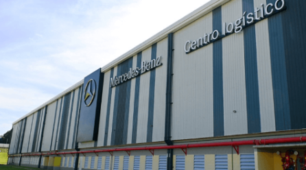 Mercedes-Benz inaugura novo Centro Logístico